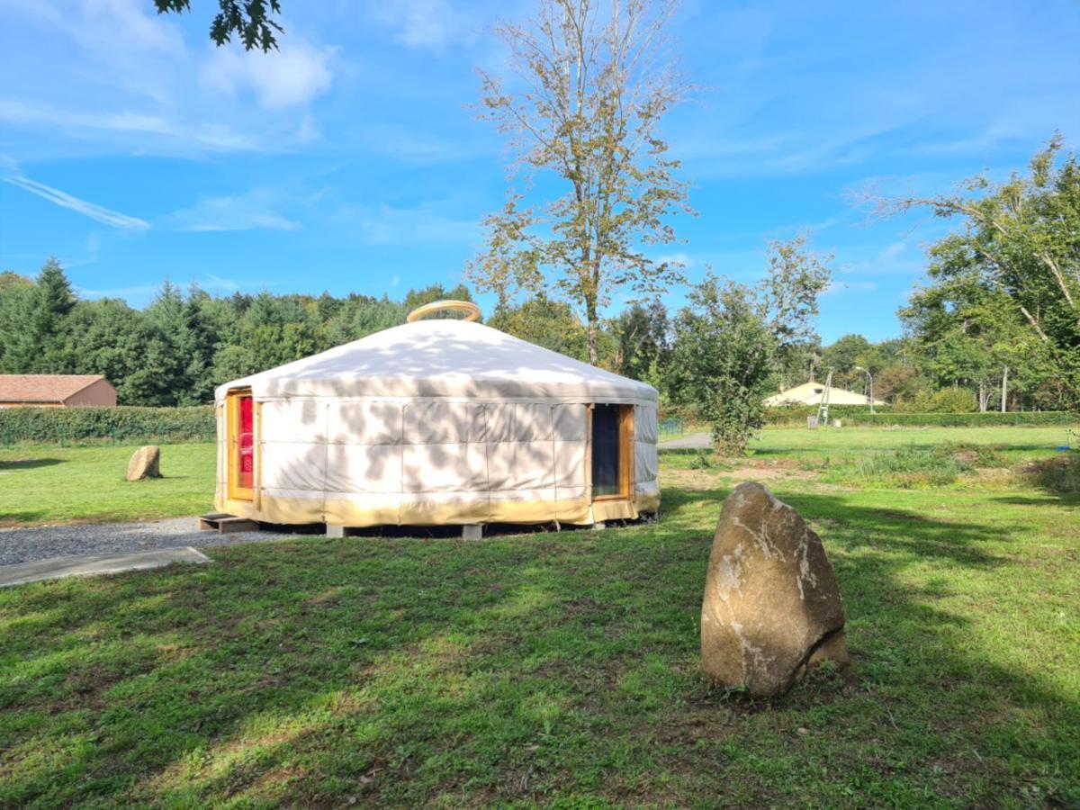 Hotel Au bois de Mars à Les Martys Extérieur photo